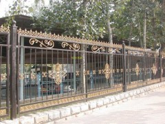 北京东城铁艺围栏大门护栏楼梯安装,远大北京铁艺加工厂